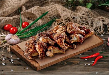 {{photo.Alt || photo.Description || 'Крылышки'}}