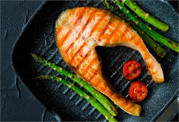 {{photo.Alt || photo.Description || 'Лосось'}}